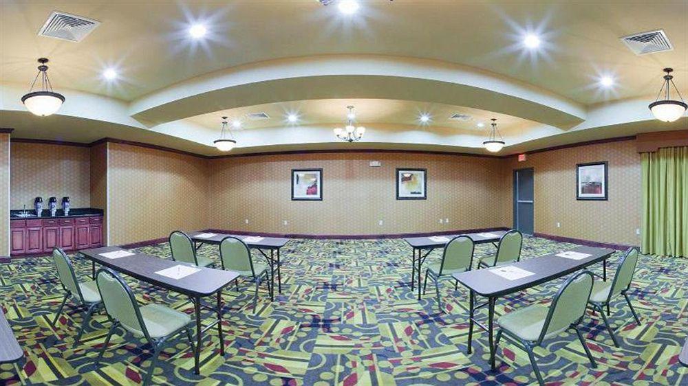 Holiday Inn Express Hotel And Suites Altus By Ihg Bagian luar foto