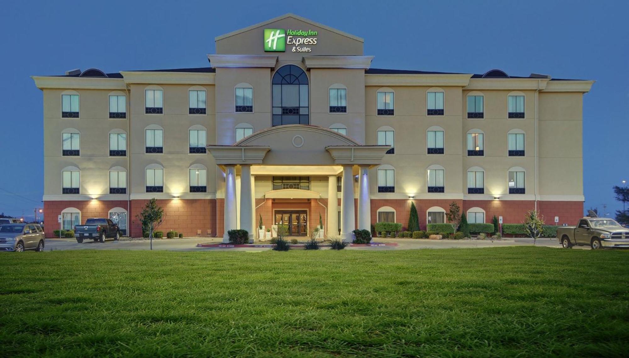 Holiday Inn Express Hotel And Suites Altus By Ihg Bagian luar foto