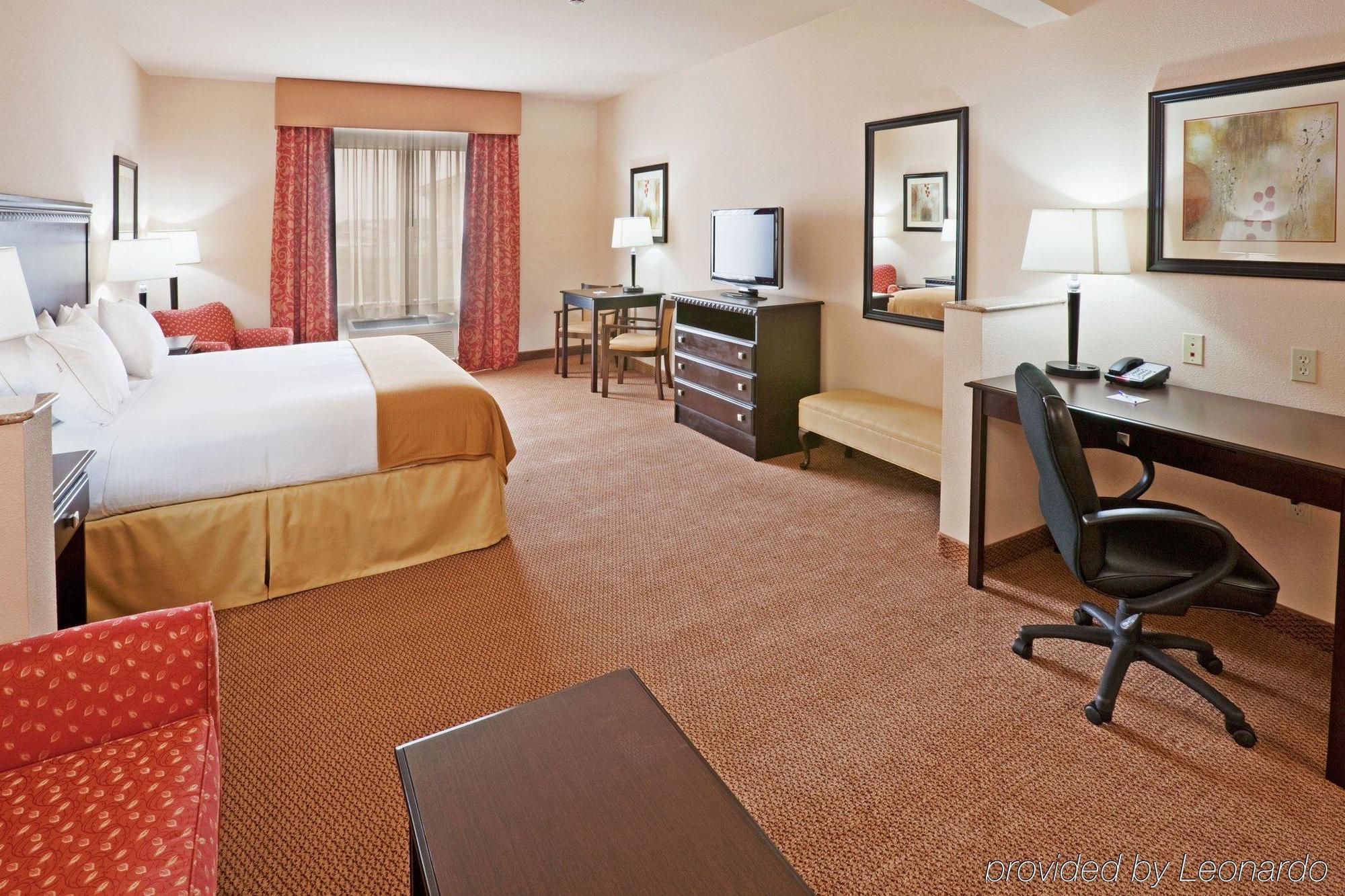 Holiday Inn Express Hotel And Suites Altus By Ihg Bagian luar foto